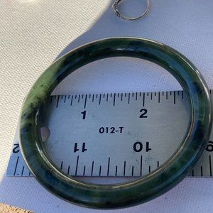 Beautiful serpentine bangle bracelet